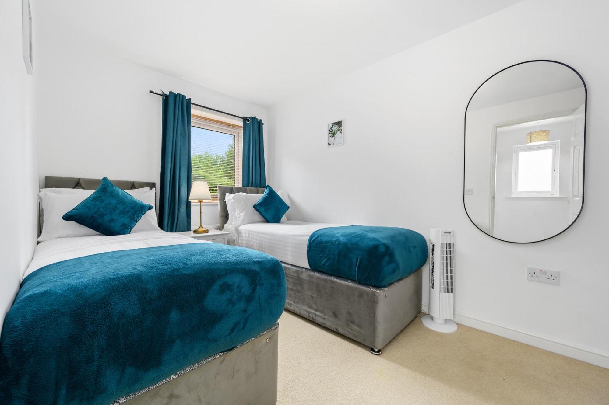 Comfy Stay 6Mins To Coop Live Arena, Etihad Stadium & City Centre With Wifi & Free Private Parking Manchester Buitenkant foto