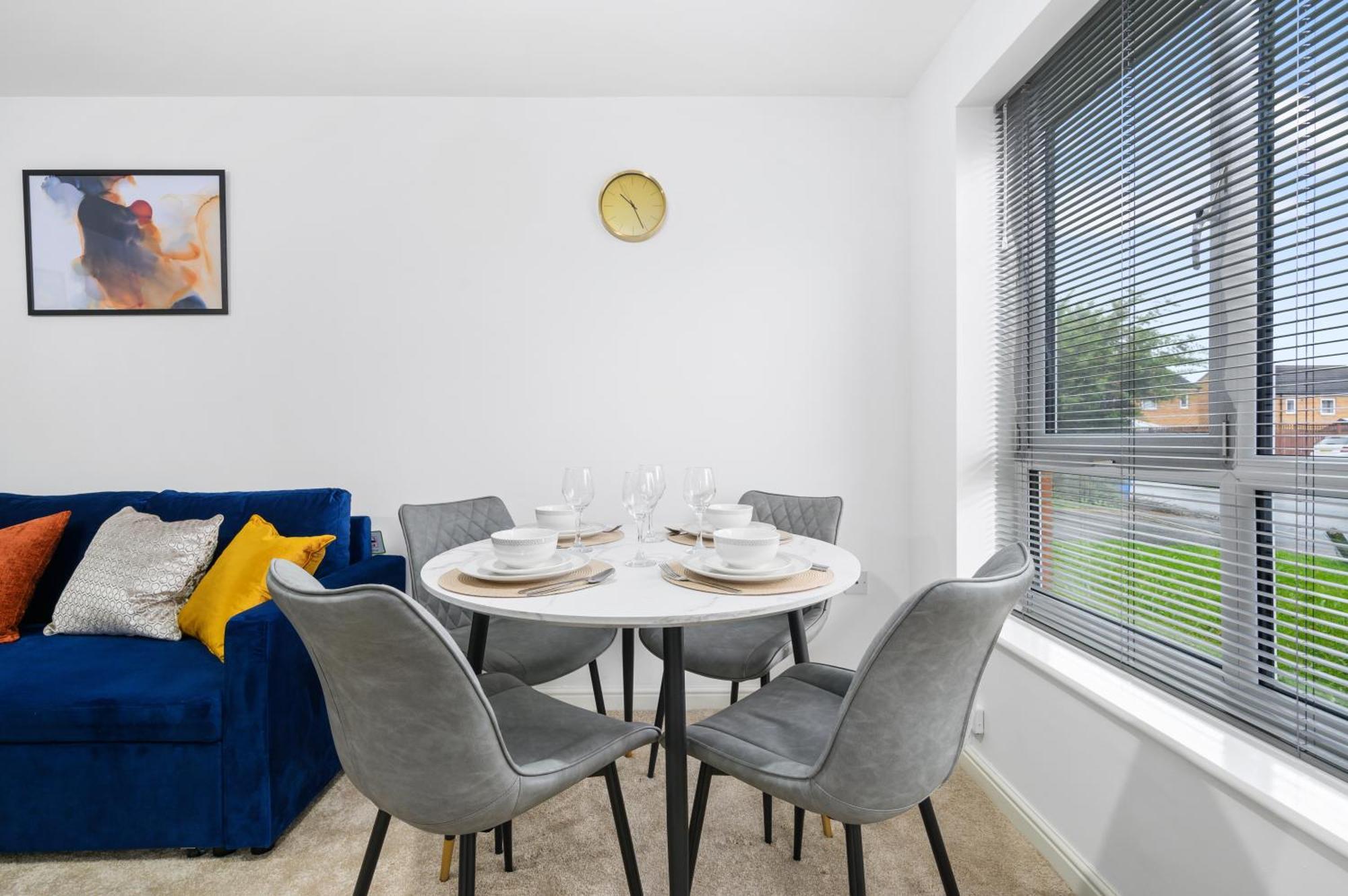 Comfy Stay 6Mins To Coop Live Arena, Etihad Stadium & City Centre With Wifi & Free Private Parking Manchester Buitenkant foto